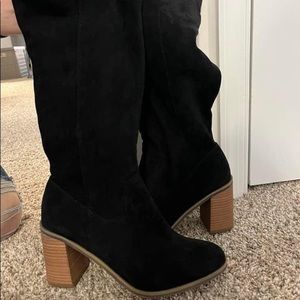 Black Swede boots